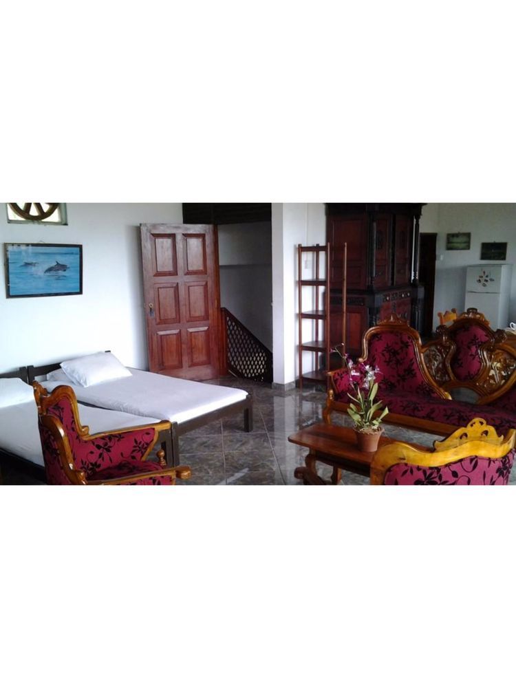 Hotel Happy Tuna Hikkaduwa Exterior foto