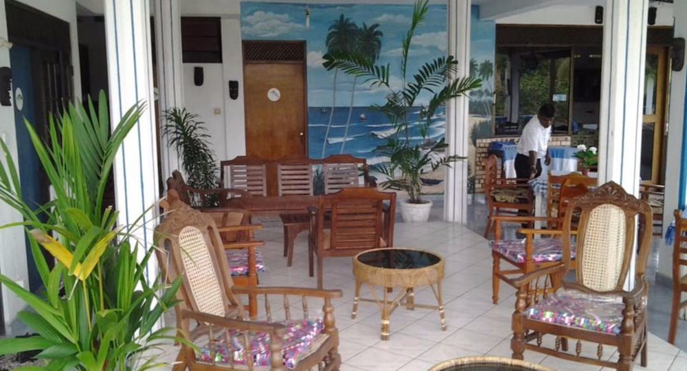 Hotel Happy Tuna Hikkaduwa Exterior foto